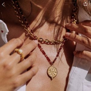 ✨Sézane Alba Necklace